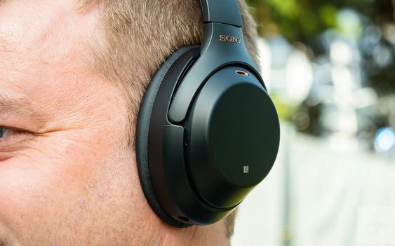 Sony WH-1000XM4, Headphone Anti Bising dan Tersambung Di Dua Perangkat Bluetooth